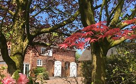 Horseshoe Cottage